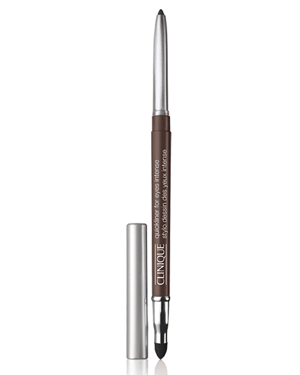 Quickliner™ For Eyes Intense, La matita eyeliner automatica dei sogni ora anche con tonalità riccamente pigmentate per conferire intensità istantanea.